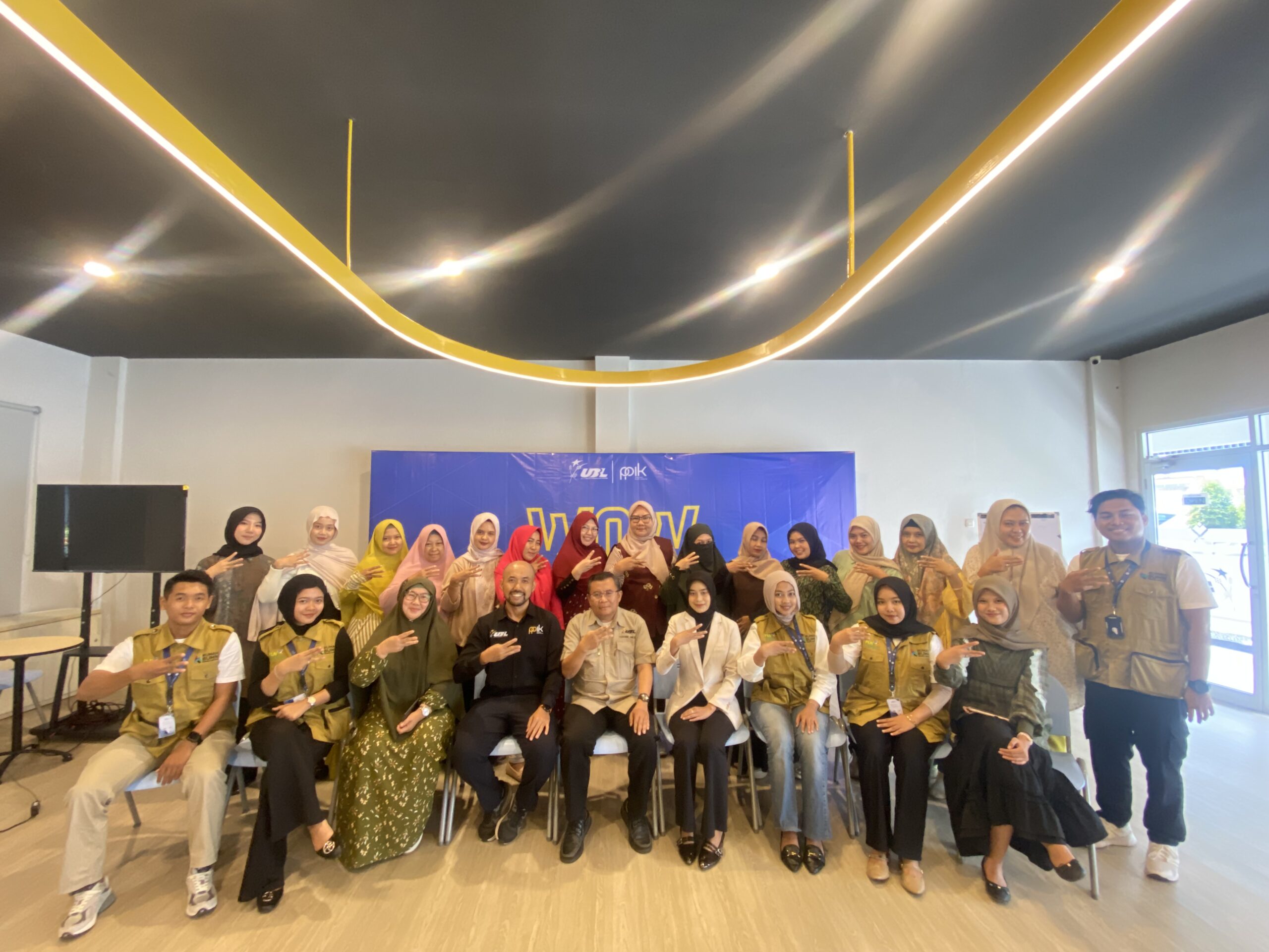 Gelar Workshop Wirausaha “AI untuk UMKM”, Dorong Transformasi Digital Pelaku Usaha