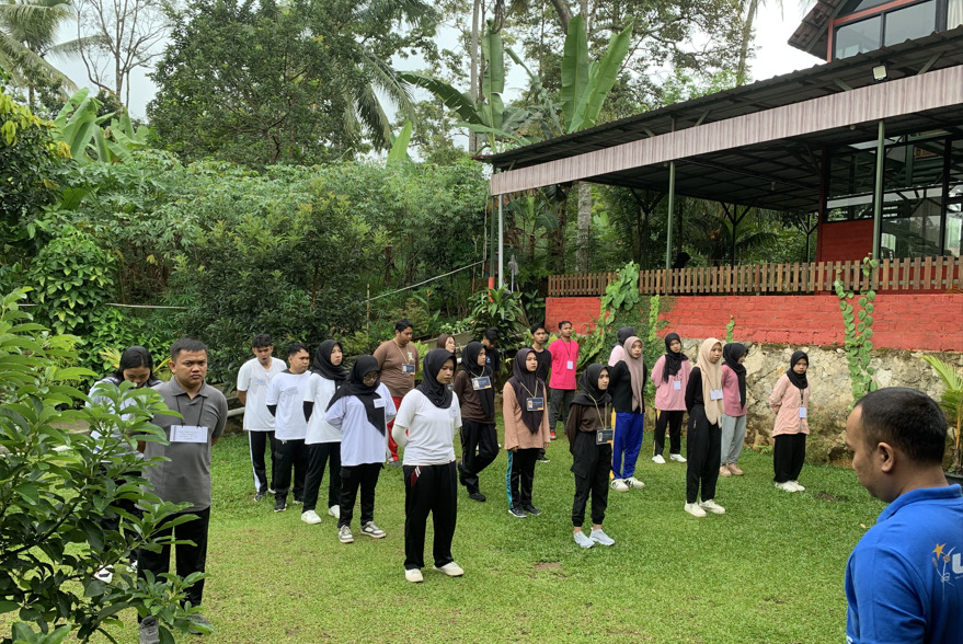 Perkuat Kepemimpinan Tim, Akademi Inovasi 4 UBL Gelar Outbound “Habitat Heroes” di Villa Merah